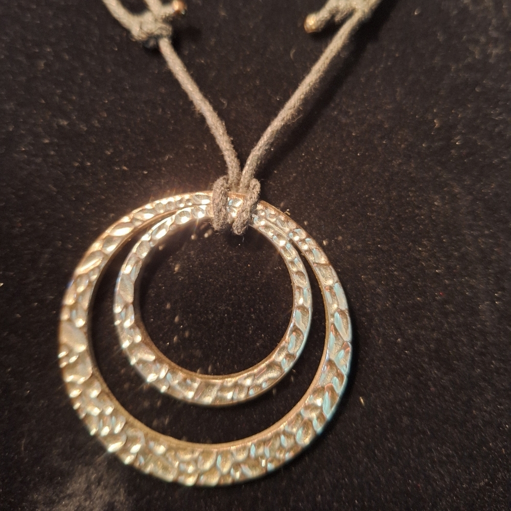Elegant Silver-Tone Pendant Necklace